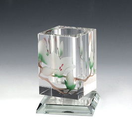 办公新宠 厂家直销定制水晶旋转笔筒，提升办公品质